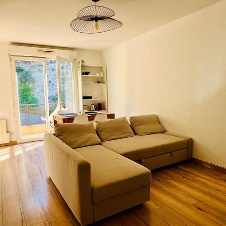 ניס Magnificent Renovated Apartment, 2 Rooms Of 45 M2, Close Tothe Sea, Top Floor, Terrace מראה חיצוני תמונה