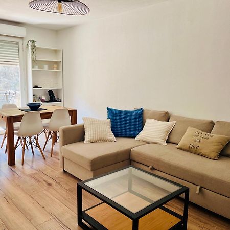 ניס Magnificent Renovated Apartment, 2 Rooms Of 45 M2, Close Tothe Sea, Top Floor, Terrace מראה חיצוני תמונה