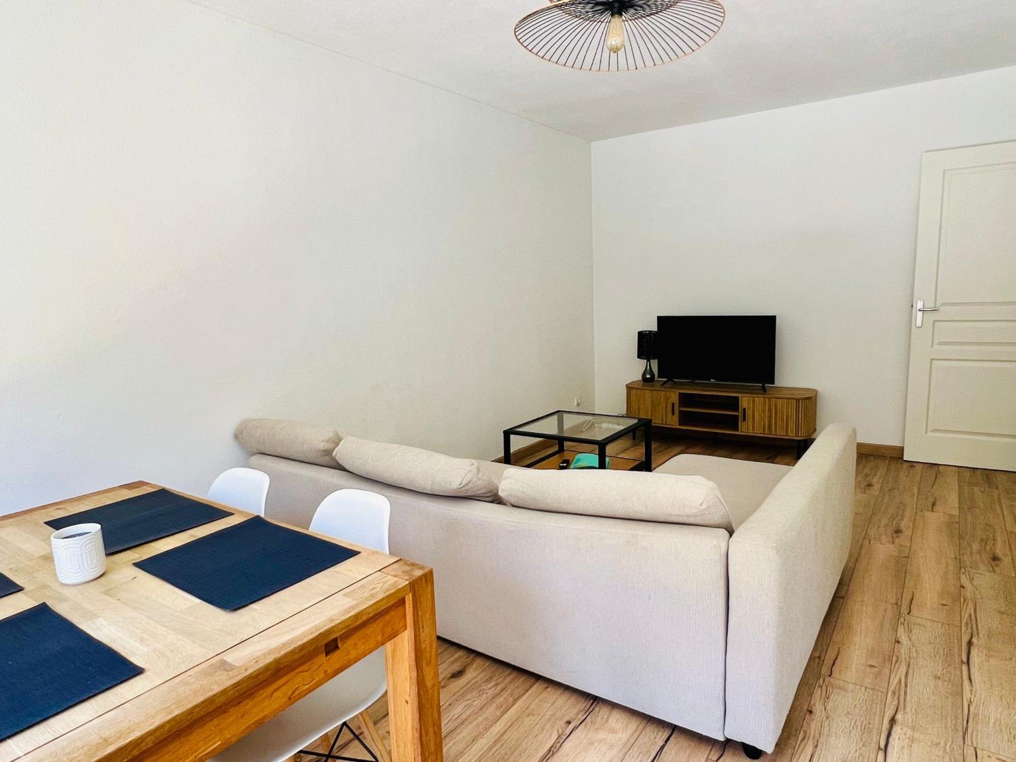 ניס Magnificent Renovated Apartment, 2 Rooms Of 45 M2, Close Tothe Sea, Top Floor, Terrace מראה חיצוני תמונה