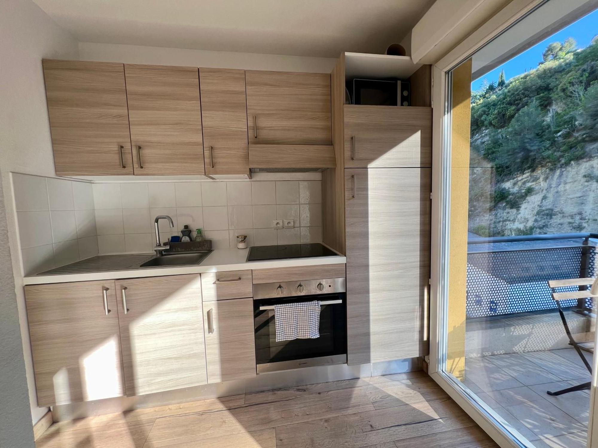 ניס Magnificent Renovated Apartment, 2 Rooms Of 45 M2, Close Tothe Sea, Top Floor, Terrace מראה חיצוני תמונה